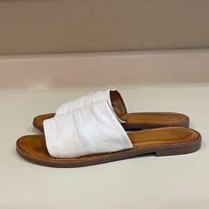 Mix Mooz Leather Delilah Leather Sandal - Size 9